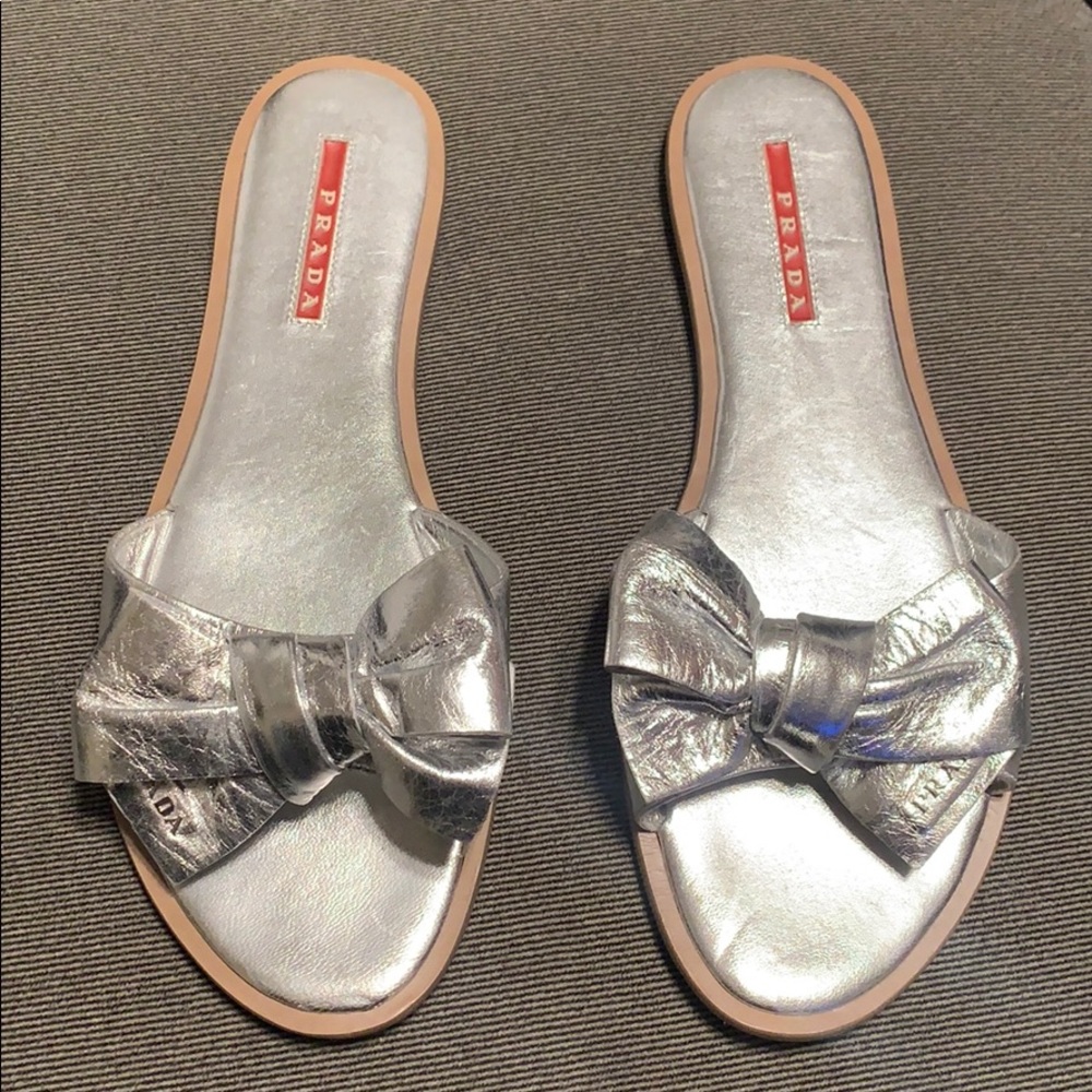Prada sandals size 38 1/2
